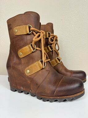 Sorel Joan of Arctic Wedge Booties Leather Cafe Brown